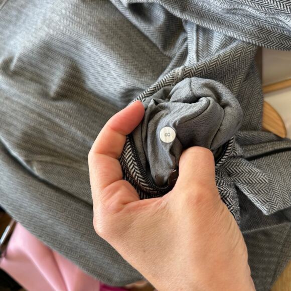 Lululemon Think Fast Long Sleeve Running Pullover 8 - Picture 6 of 7